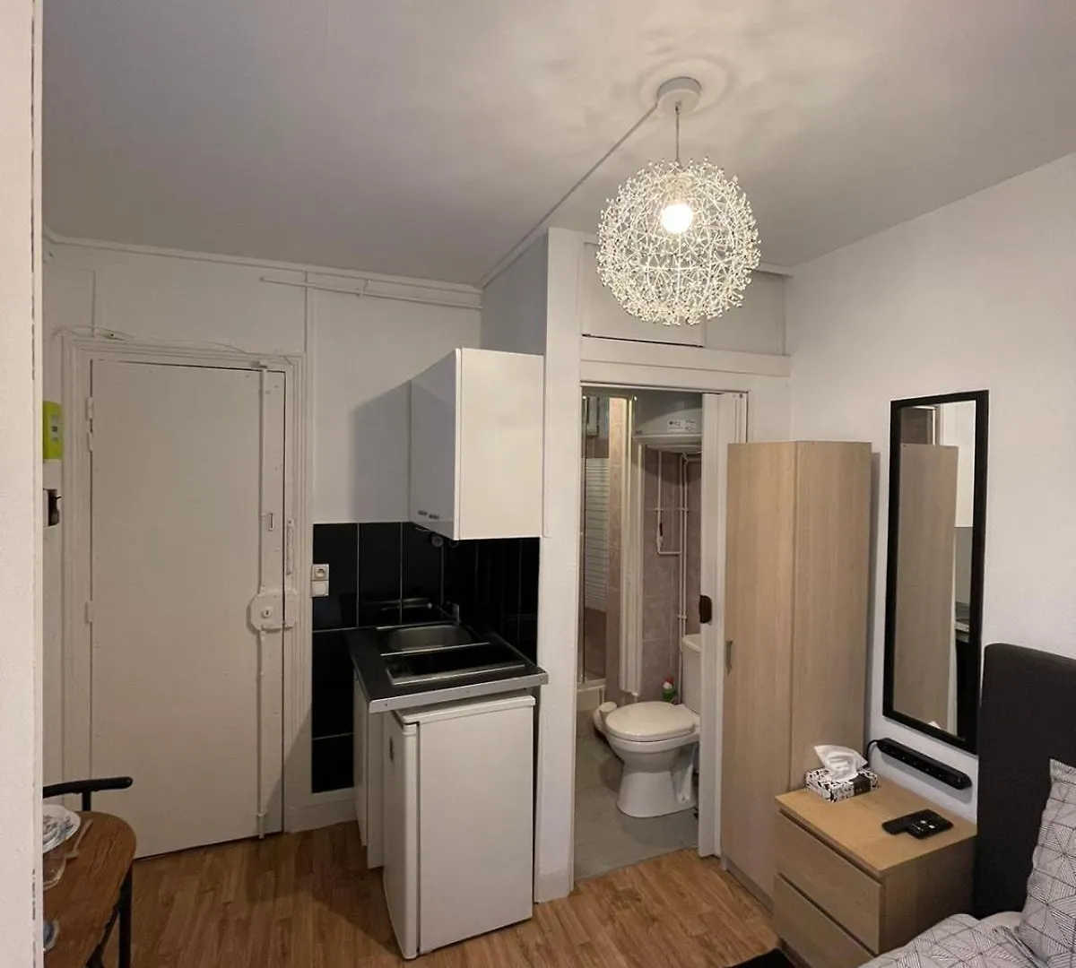 Dame De Fer Apartment パリ